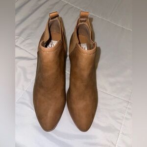 Dolce vita ankle boots